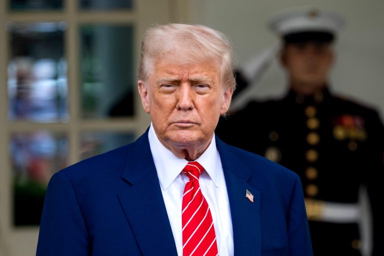 Trump se plantea atacar Irán en búsqueda de una “rendición incondicional”