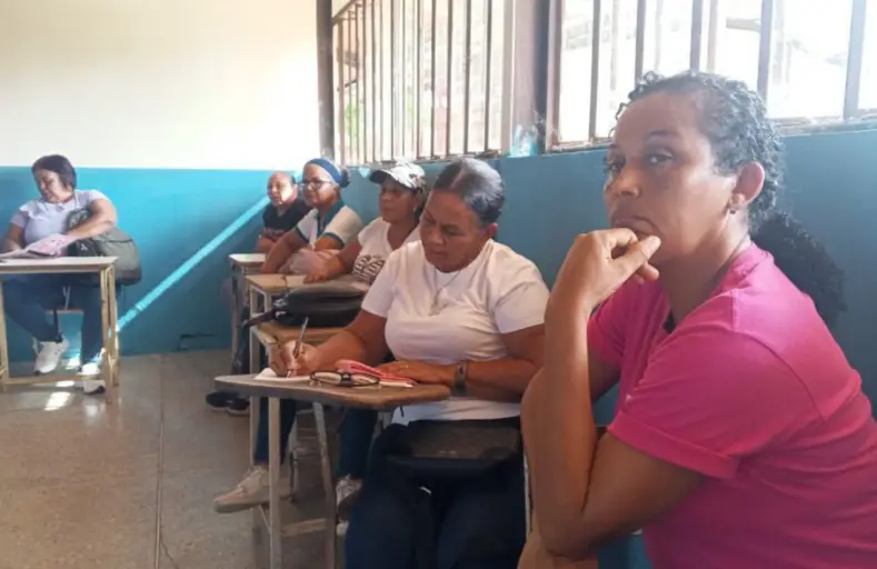 Las vocerías de Contraloría Social y Administración de las comunas del estado Falcón, participan en el taller de formación.
