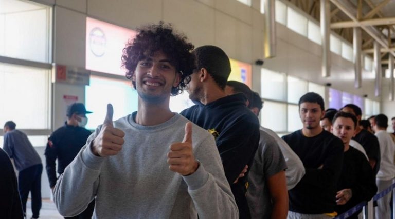 Vuelo de deportados llegó con 206 connacionales desde EE.UU.