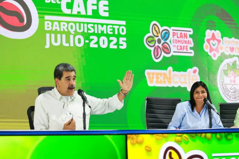 Maduro proyecta producir cinco millones de quintales de café en 2025