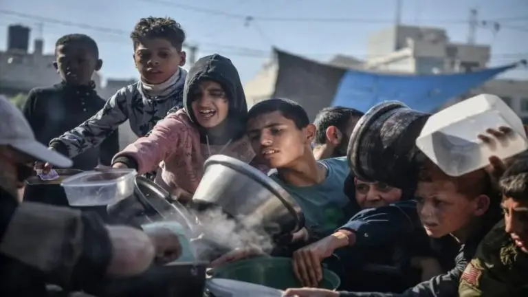ONU: Israel mata de hambre a los palestinos en Gaza