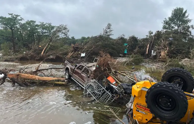 Inundaciones en Texas| Aumenta a 70 el número de fallecidos