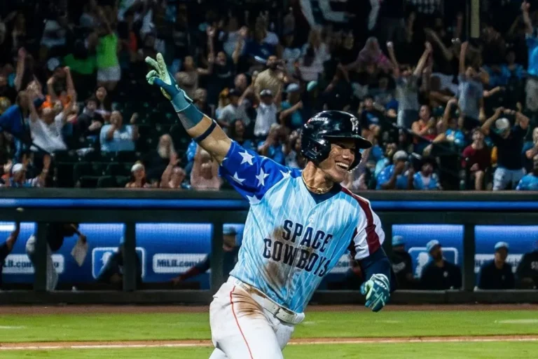 Kenedy Corona es llamado a las Grandes Ligas por los Astros de Houston