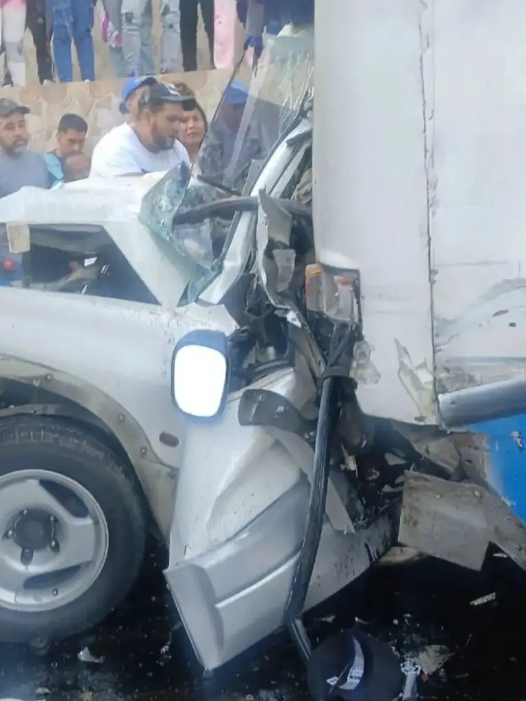 Accidente en La Dolorita deja varias víctimas (Fotos)