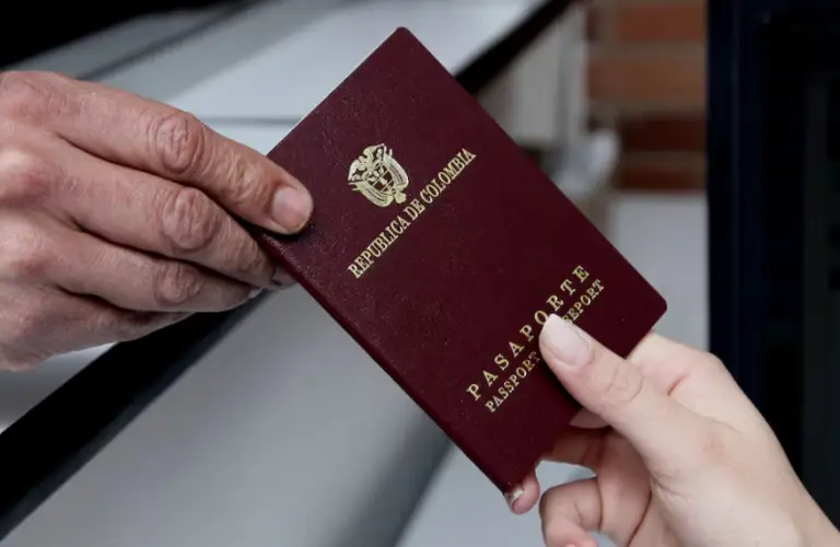 Solo 11% de los migrantes venezolanos logra regularizarse en Colombia con la visa