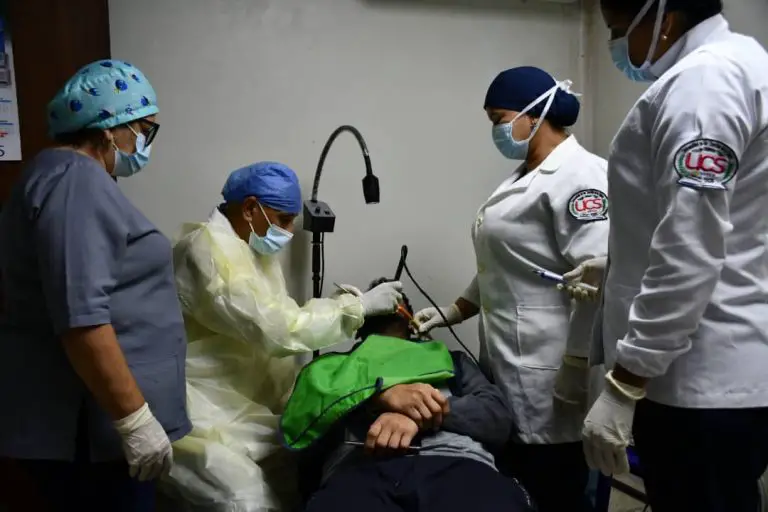 Fundaprisa brinda atención médica a habitantes de Carirubana