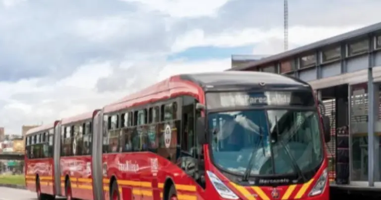 Colombia | Venezolano es asesinado a puñaladas dentro de un autobús