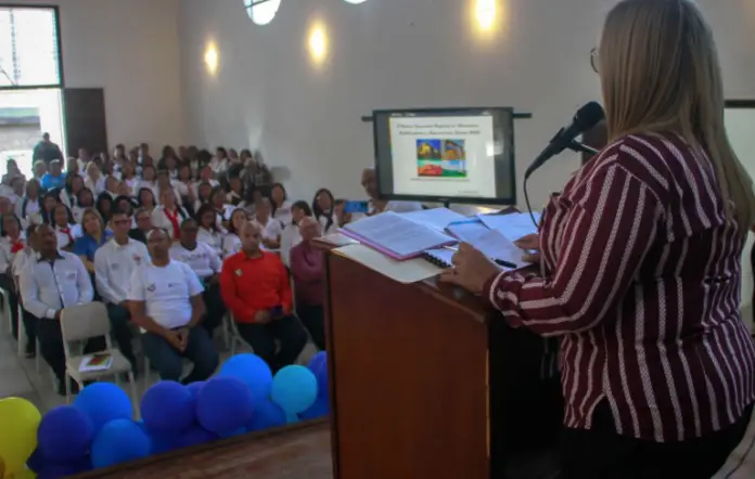 La directora del Centro de Desarrollo de la Calidad Educativa de Falcón, Marelys Castro, informó que en la entidad se efectuó una muestra.