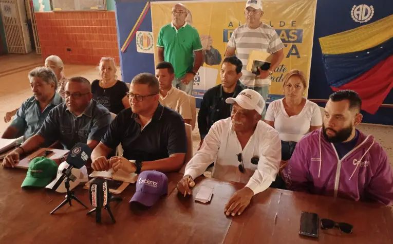 El candidato de la oposición a la Alcaldía del municipio Miranda, Douglas Acosta, inició la semana con la difusión de los planes.