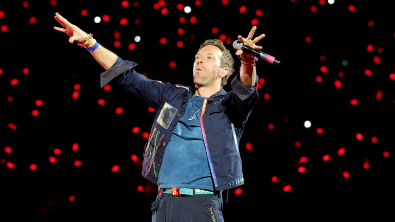 Coldplay lanza advertencia tras el escándalo del CEO sorprendido con amante 