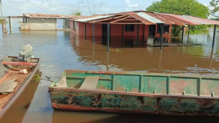 Bolívar en «alerta máxima» por crecida del nivel en el río Orinoco
