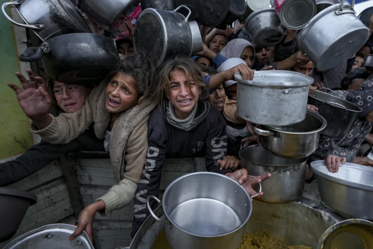 ONU denuncia «hambruna» y «catástrofe humanitaria sin precedentes» en Gaza