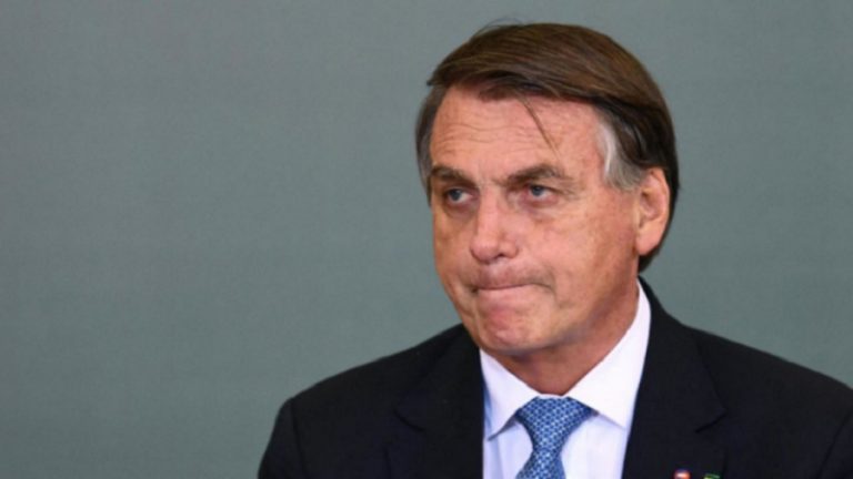 Fiscalía brasileña pide condena para Bolsonaro por intento de golpe de Estado