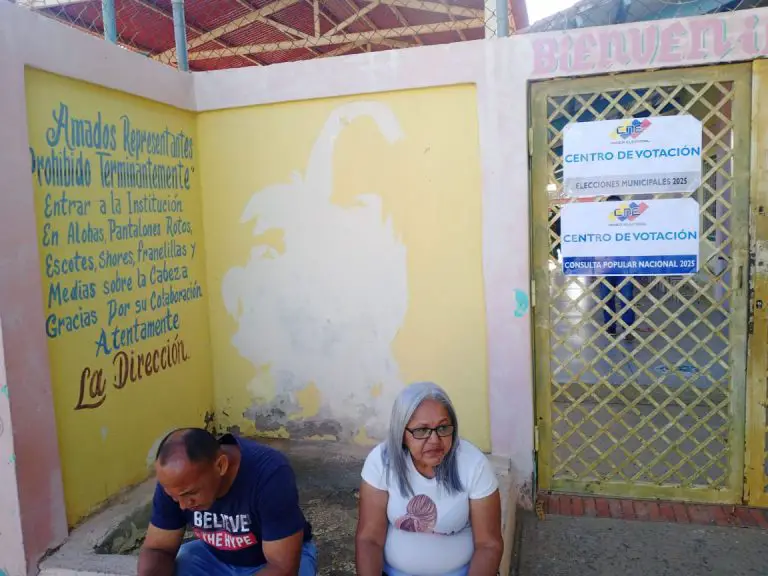En Falcón las 884 mesas electorales instaladas con normalidad