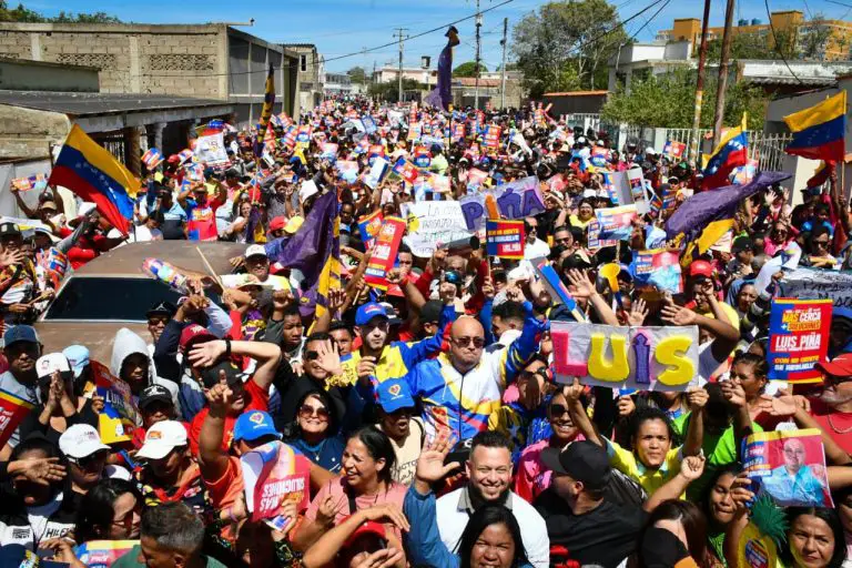 FOTOS | Cierre de campaña de Luis Piña en Carirubana