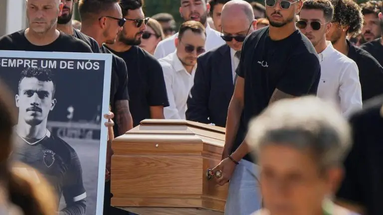 Estrellas del fútbol y seres queridos despidieron a Diogo Jota