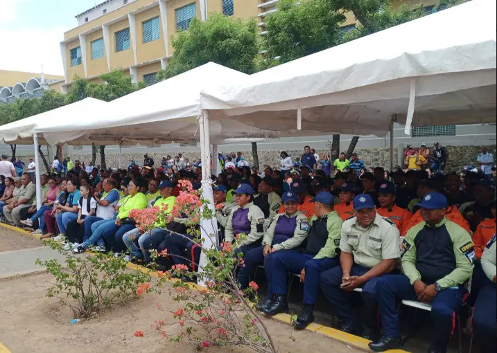El alcalde del municipio Miranda, Henry Hernández, sostuvo un encuentro con los trabajadores de la alcaldía para ratificar su compromiso.