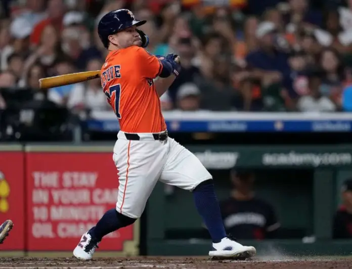 La aspiración inmediata de José Altuve es asegurar un puesto en el Top-5 de los bateadores venezolanos más destacados en las Grandes Ligas.