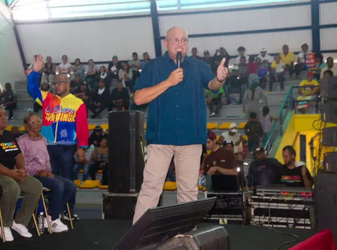 Luis Piña conformó plan de gobierno basado en la articulación