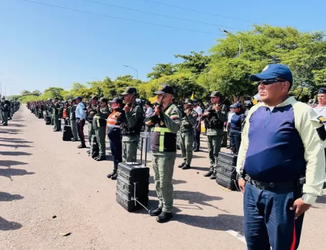 En el marco del despliegue del Plan República, se puso en marcha el contingente en Falcón, con la activación de más de 8.200 efectivos.
