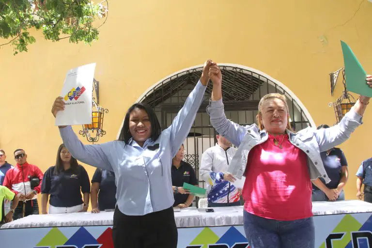 Principal: Oscar Lázaro Suplente: