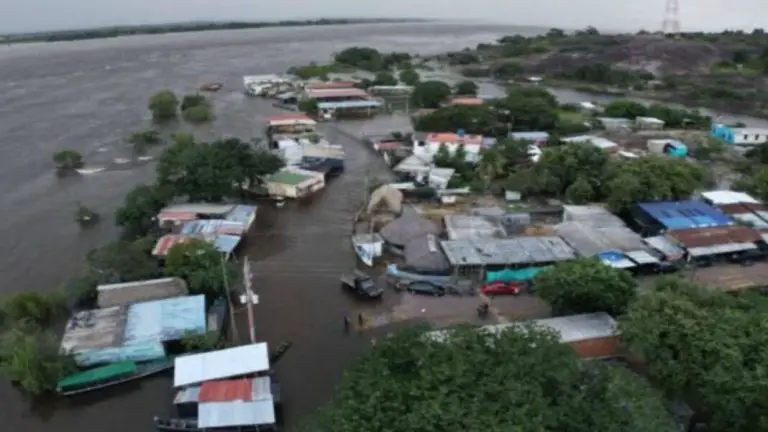 Crecida del río Orinoco deja 4.000 afectados en Bolívar