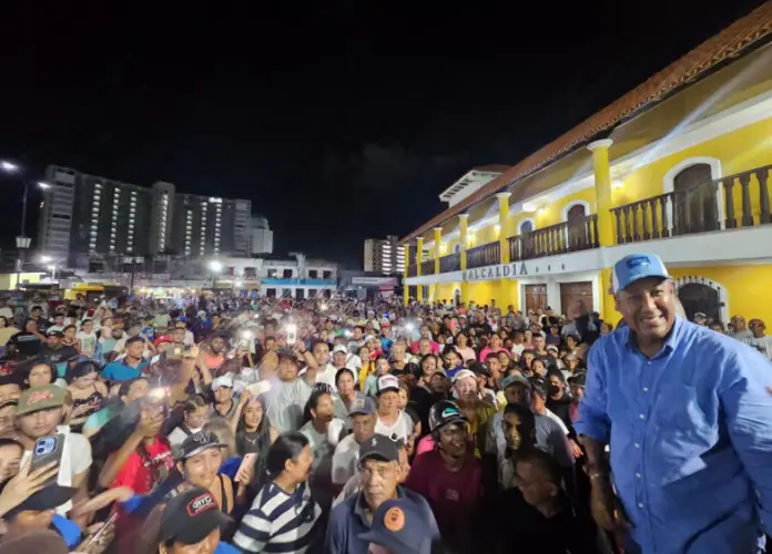El candidato unitario de la oposición para el municipio Laurencio Silva, Osnel Arnías consiguió ratificar su liderazgo como alcalde.