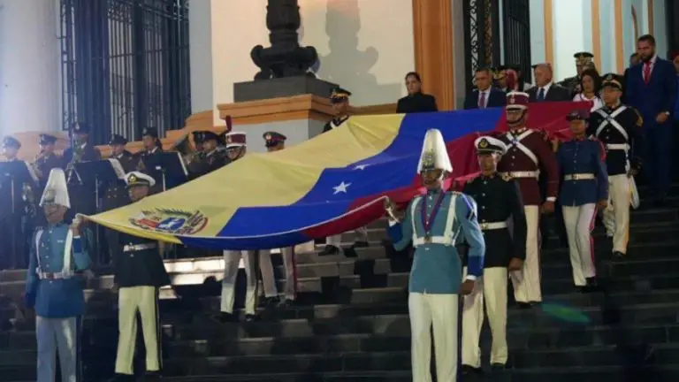 Venezuela conmemora 242 años del Natalicio del Libertador Simón Bolívar