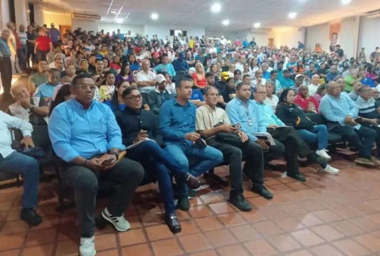 A casa llena rector de la Uptag rinde cuentas claras de gestión durante 2025