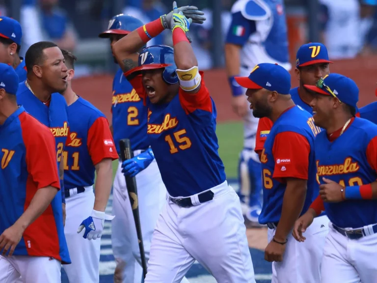 Clásico Mundial: Capitán de Venezuela ¿Salvador Pérez o José Altuve?