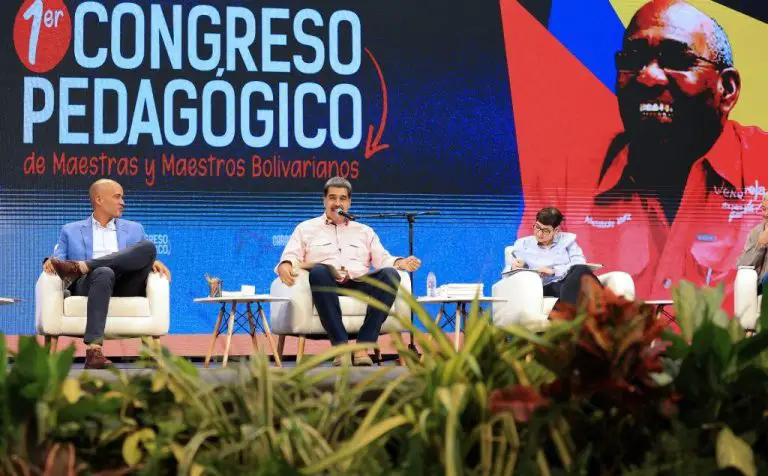 Maduro: Venezuela superó el 90% de escolaridad