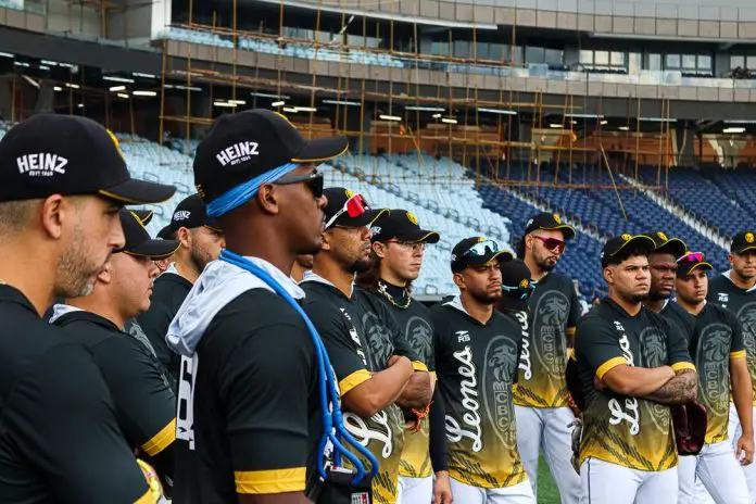 Leones