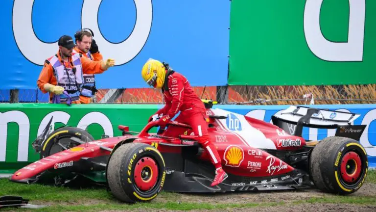 Lewis Hamilton chocó en el Gran Premio de Países Bajos 2025 +VIDEOS