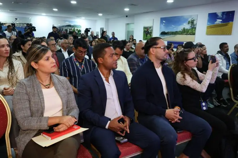Mintur presenta la campaña Turismo Nacional Vacaciones 2025