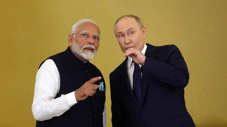 Rusia defiende su asociación estratégica con India