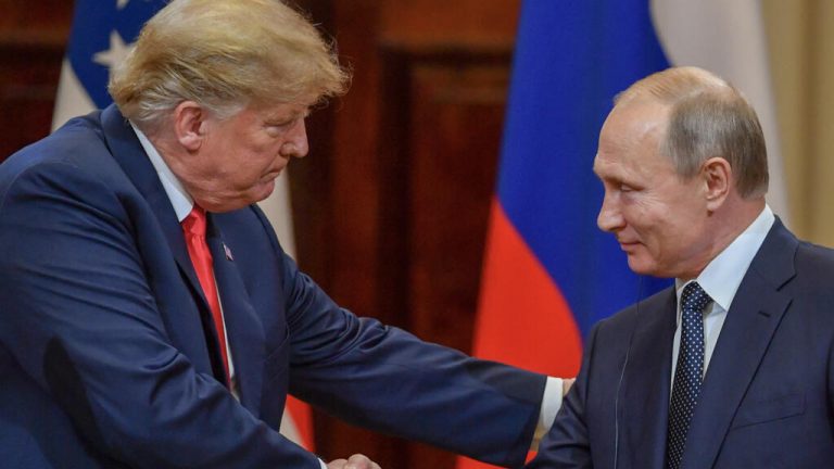 Trump anuncia reunión con Putin en Alaska el 15 de agosto