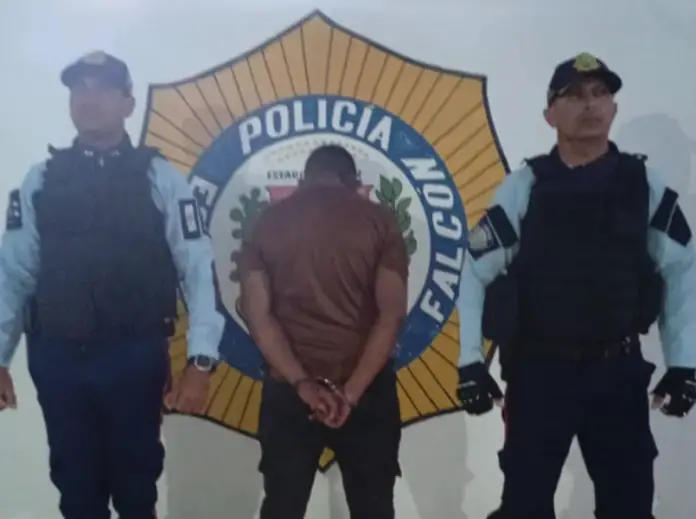 Durante la noche del domingo, agentes del CCP N16 en Mene de Mauroa llevaron a cabo la detención de un individuo por amenazas de muerte.