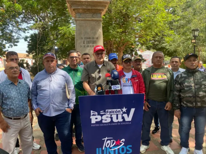 Las 13 organizaciones políticas que conforman el GPPSB en Falcón se expresaron a favor de Nicolás Maduro para ratificar su lealtad.
