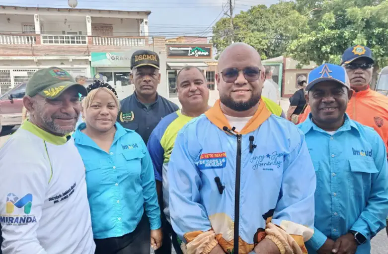 El director de la Alcaldía de Coro, Jesús Hurtado, dio inicio a un plan especial para velar por el cumplimiento de los horarios de la basura.