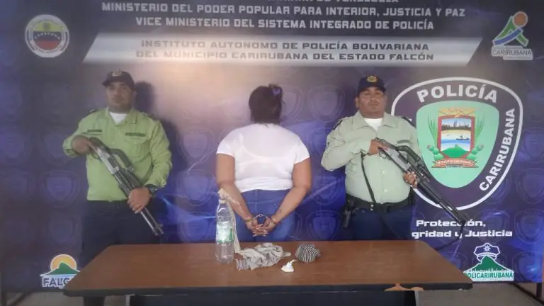 Mujer pretendía introducir droga a Policarirubana, así la descubrieron