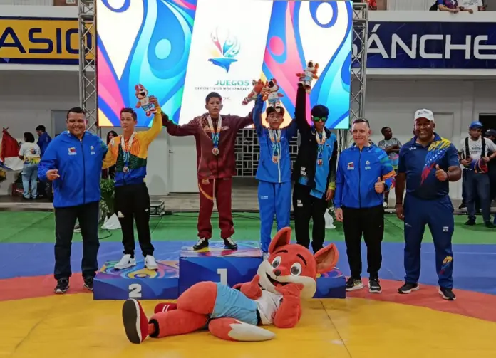 La delegación de Falcón ha tenido una destacada actuación en la disciplina de Lucha Grecorromana de los XIX Juegos Deportivos Estudiantiles.