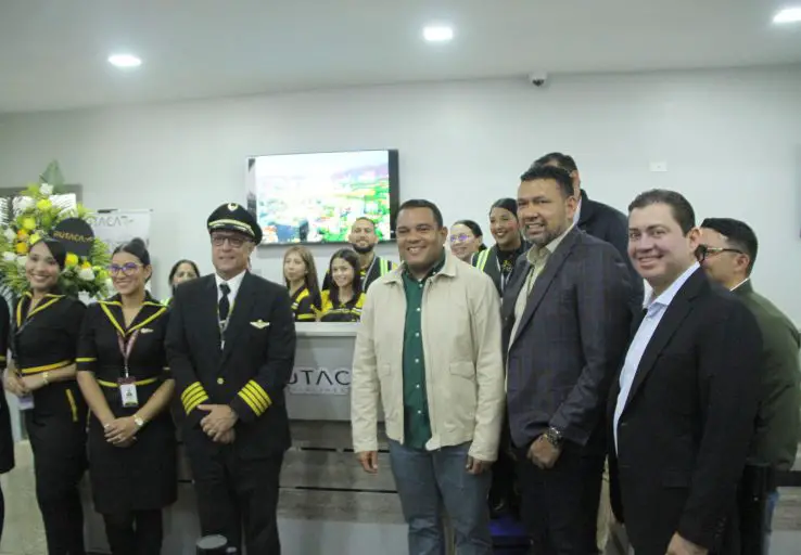 El Aeropuerto José Leonardo Chirino de Coro ha reanudado sus operaciones comerciales con el vuelo inaugural de Rutacas desde y hacia Caracas