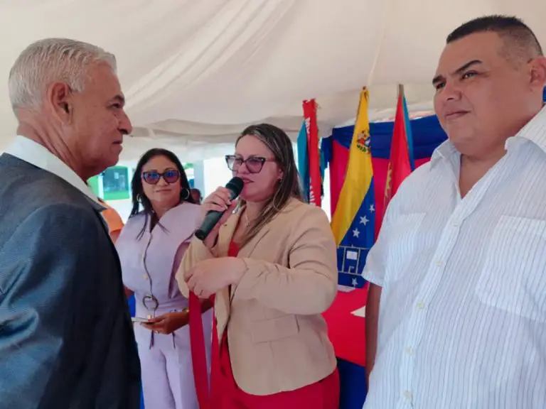 Los Taques celebró 38 años de vida municipal
