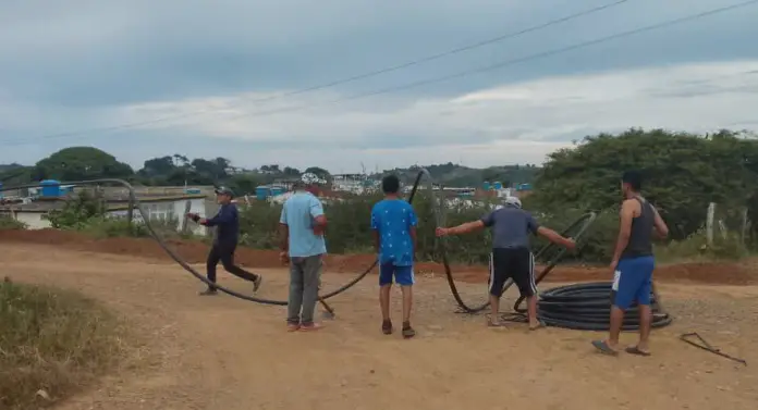 Los habitantes del sector Colinas de Churuguara en el municipio Federación del estado Falcón, tras 12 años de lucha, logró el acueducto