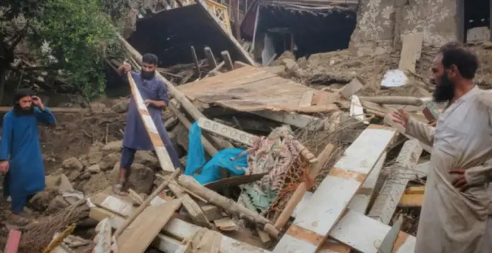Un reciente sismo de magnitud 5,2 sacudió este martes las regiones del este de Afganistán, donde han documentado más de 1.400 fallecidos.