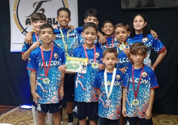 La Aesfal anunció que cuatro atletas falconianos conquistaron su puesto en la delegación nacional de esgrima.