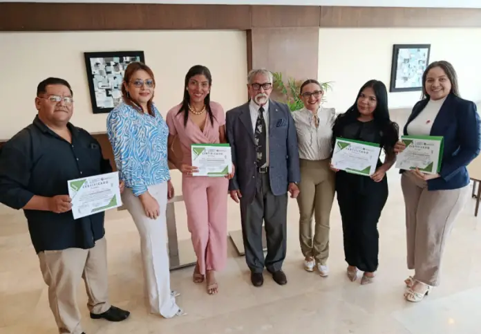 Este miércoles los cinco participantes de la segunda cohorte del Diplomado de Ecocardiografía Transtorácica culminaron su formación.