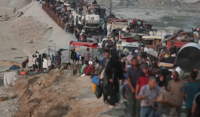 La ONU reporta 56.000 desplazados desde Gaza hacia el sur de la Franja