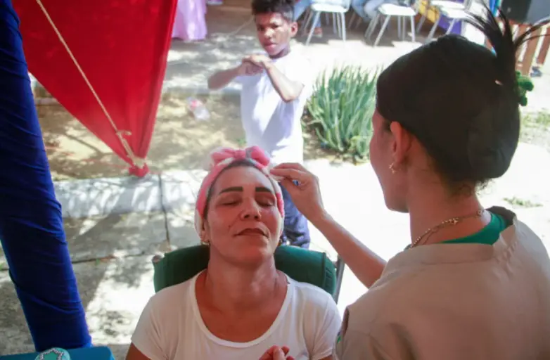 Atención médica, entrega de medicamentos, 1x10 del Buen Gobierno y programas de las Misiones llevó la Ruta de Bienestar Social.