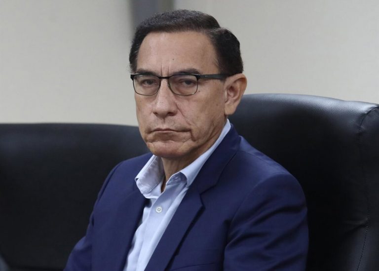 Perú | Ordenan libertad para expresidente Martín Vizcarra